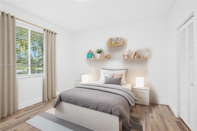 Building Photo - 646 Heritage Dr