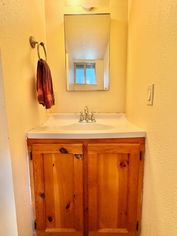 Building Photo - 11267 Butler Rd