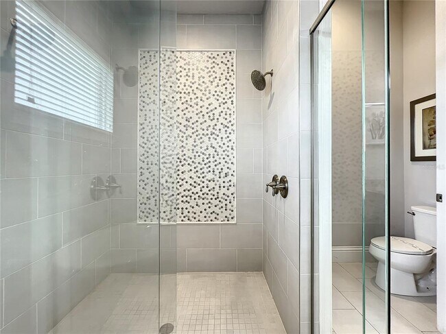 Building Photo - 760 Golden Bear Dr