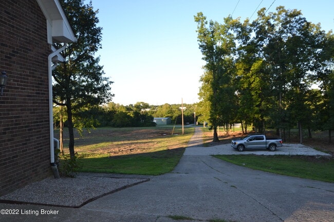Building Photo - 2505 Allen Ln