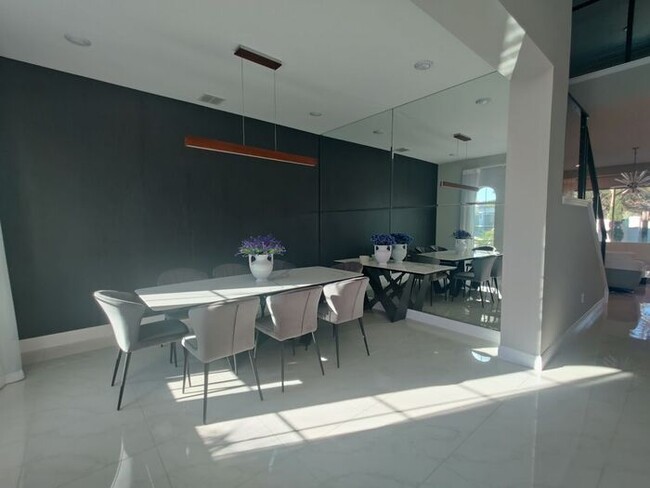 Building Photo - Beautiful home in Estates at Parkside