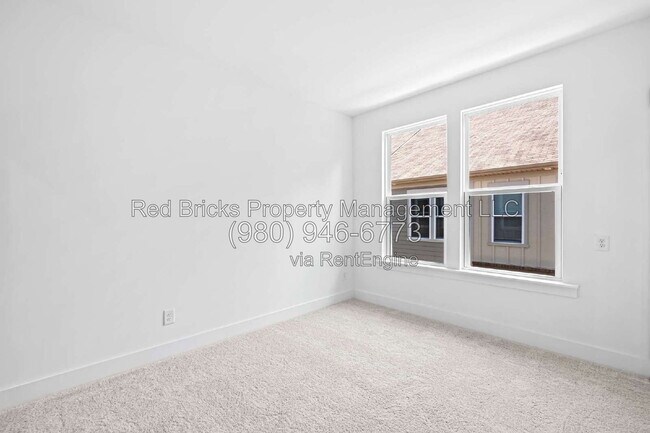Building Photo - 5017 Sovereignty Ct