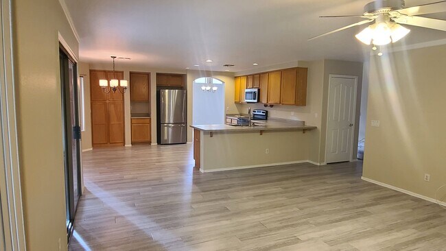 Building Photo - 5-bedroom in the heart of Gilbert