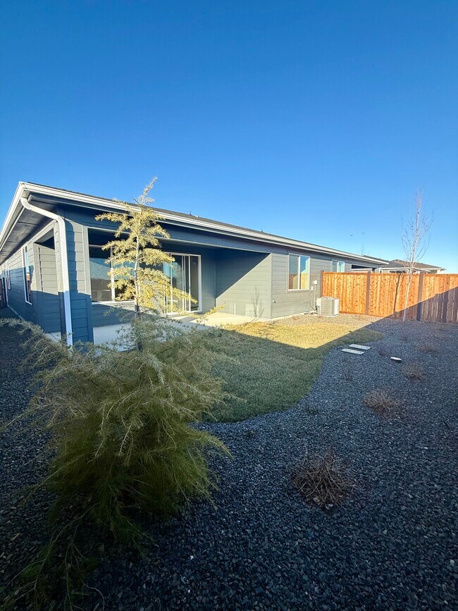Building Photo - 12059 W Anthos Ln