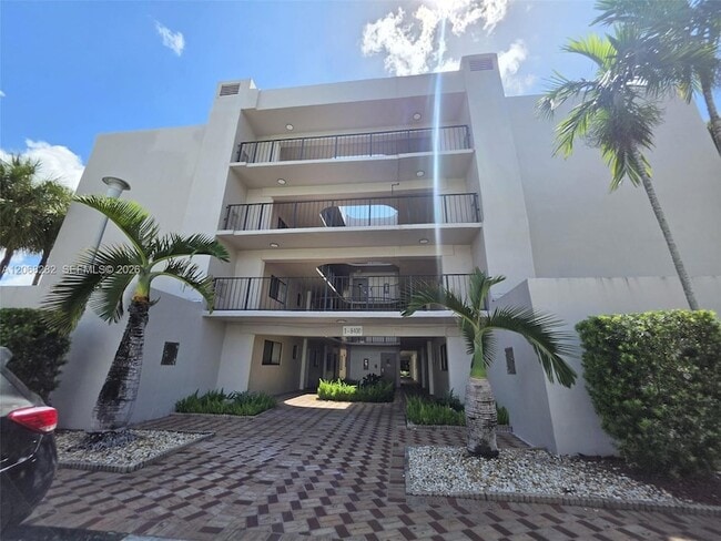 Building Photo - 8400 SW 133rd Avenue Rd