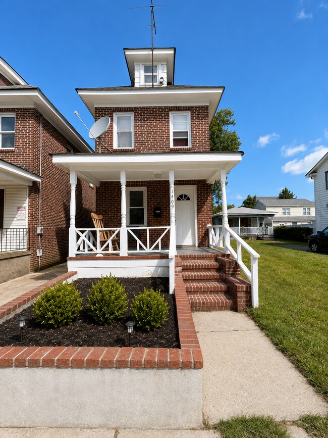 Building Photo - 1409 Mattison Ave