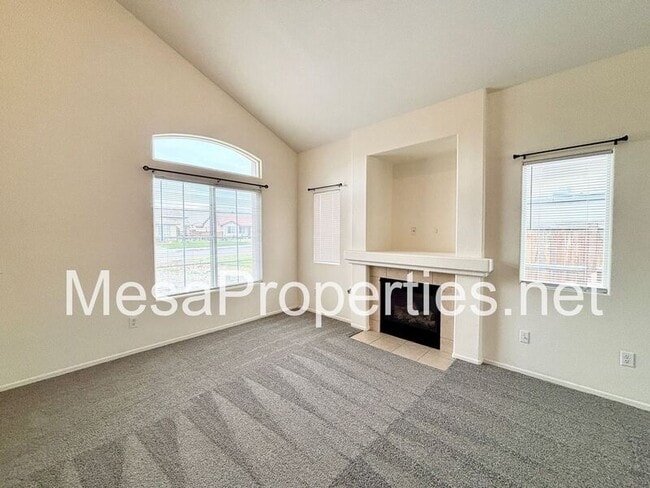 Building Photo - 14744 Delicious St