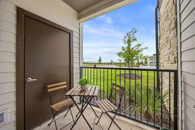 Building Photo - 4835 E Yager Ln