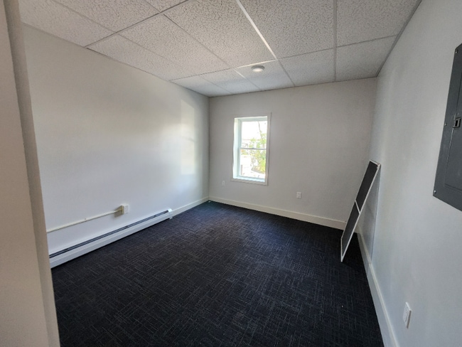 Building Photo - 44 Granite St
