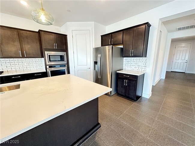 Building Photo - 6532 Corsari Rdg St