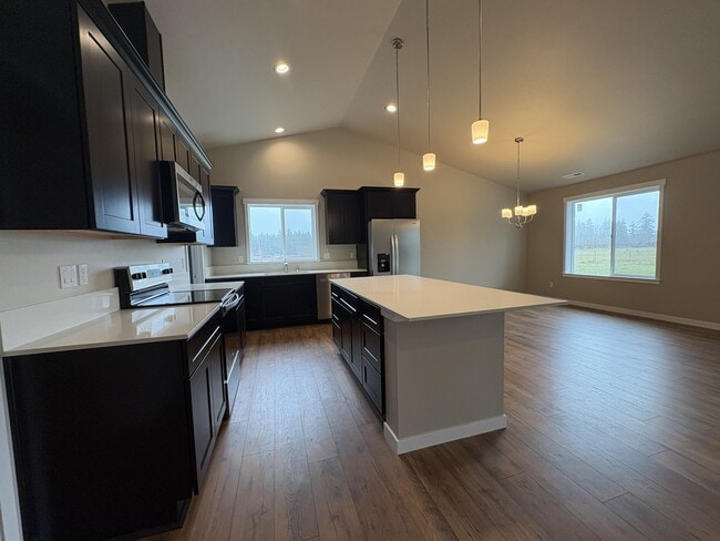 Building Photo - 130 Doggone Ln