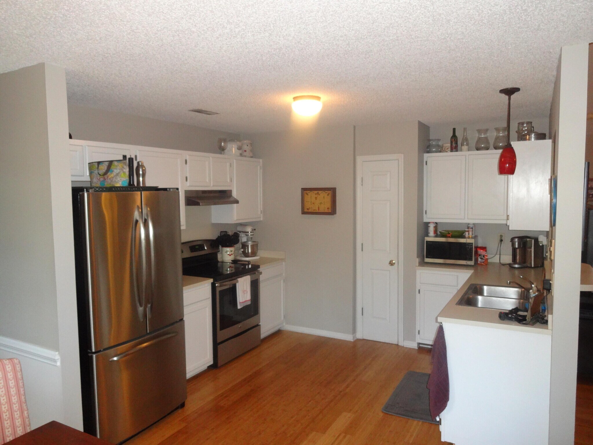 Building Photo - 388 Culver Ave