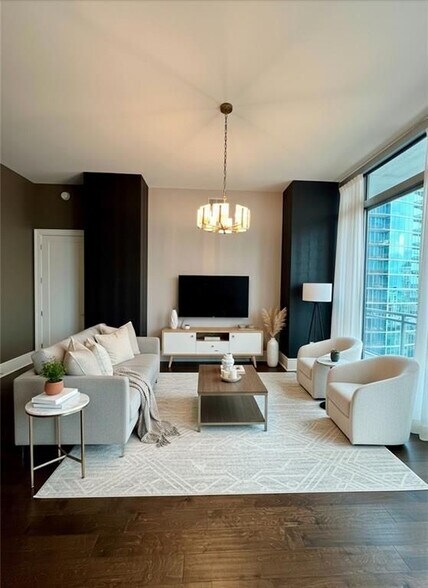 Building Photo - 1065 Peachtree St NE