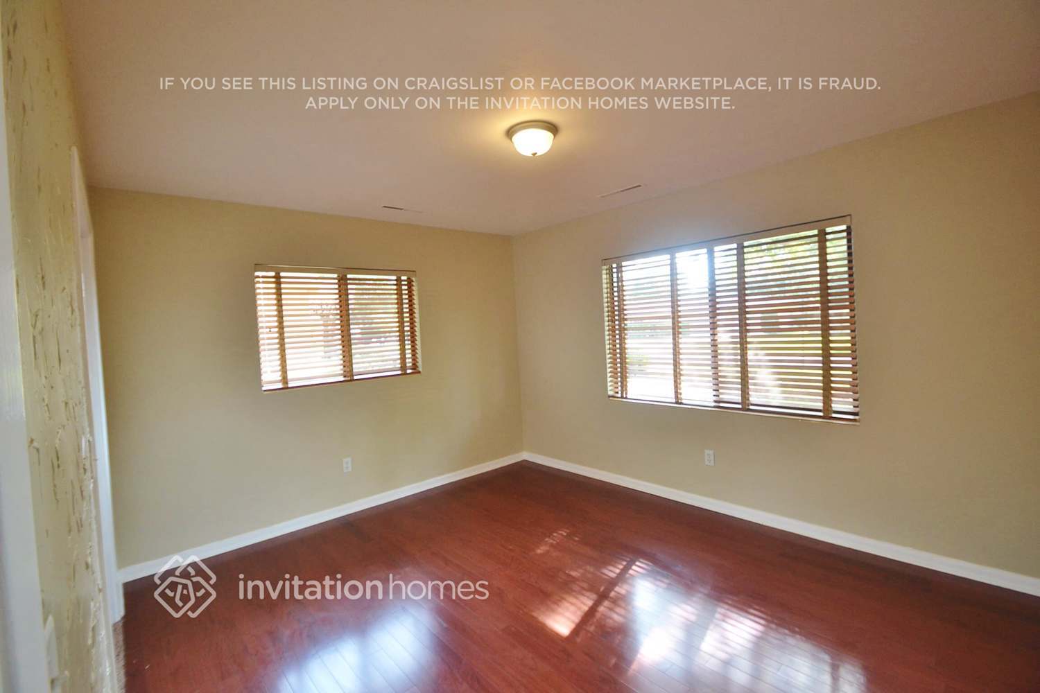 Building Photo - 16 Southwind Dr