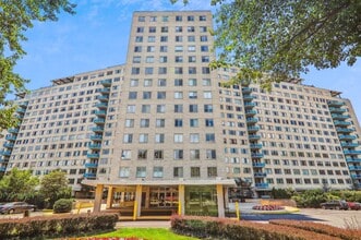 Building Photo - 10500 Rockville Pike