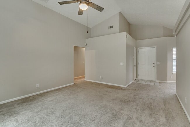 Building Photo - 710 Osprey Dr