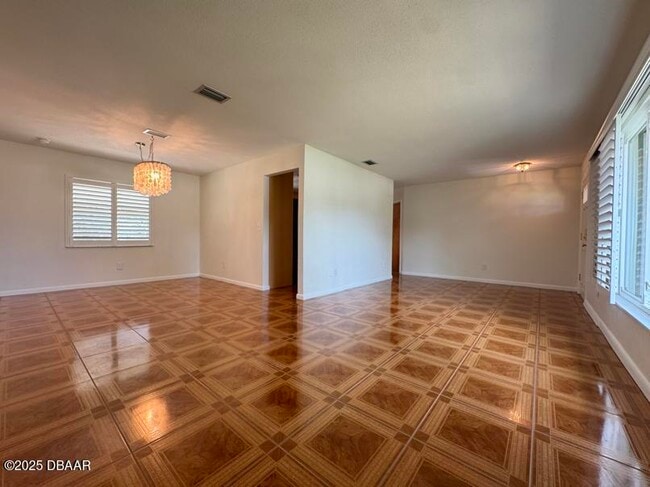 Building Photo - 4350 Candlewood Ln