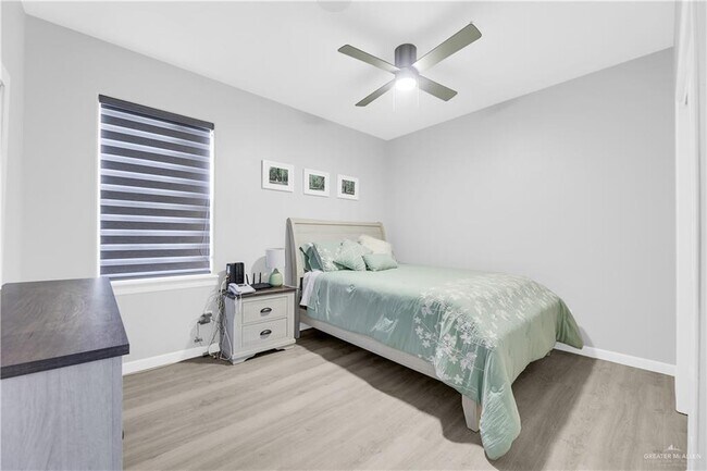 Building Photo - 23 3rd N St