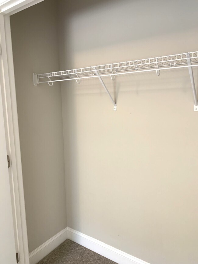 Building Photo - 1479 Lanterns Rest Rd