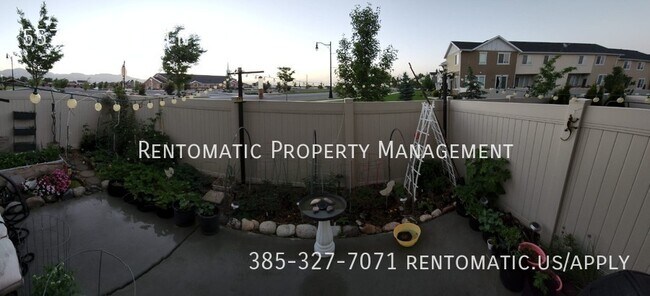 Building Photo - 5572 Rokeby Ln