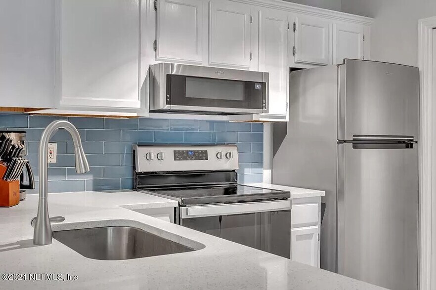 Building Photo - 7701 Timberlin Park Blvd