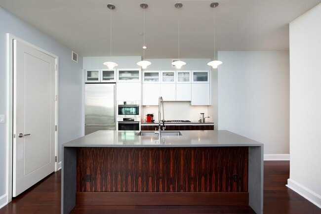 Building Photo - 3A @ Adagio