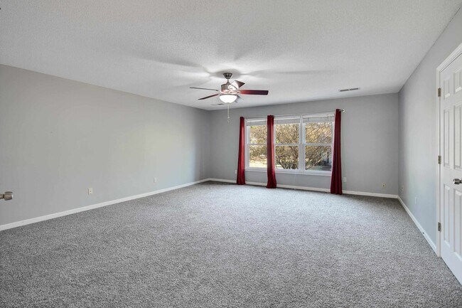 Building Photo - 979 Welbeck Cove