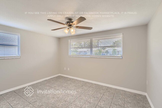 Building Photo - 7530 Rosewood Dr