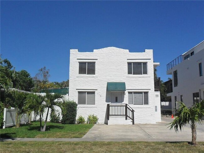 Primary Photo - 110 NE 16th Terrace