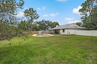 Building Photo - 10855 Mandarin Station Dr W