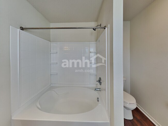 Building Photo - 10286 Butler Dr