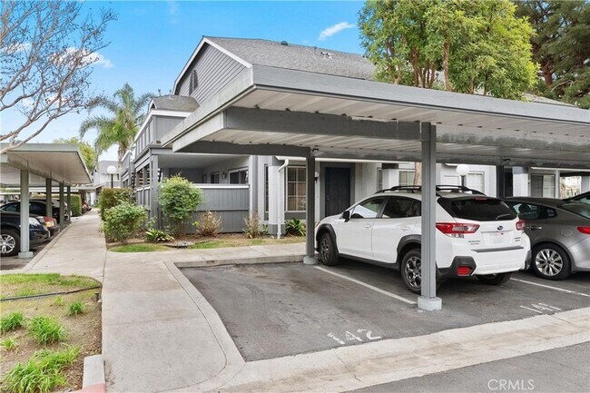 Building Photo - 18312 Parkview Ln