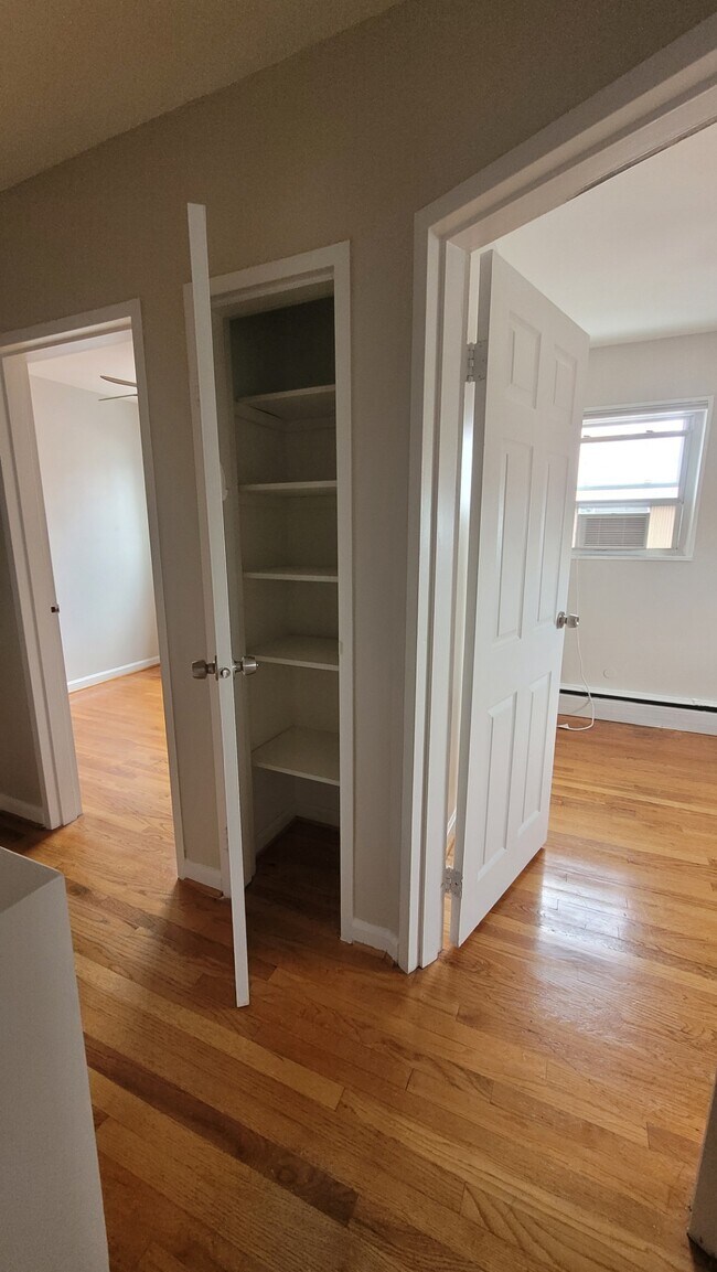 linen closet - 427 Jefferson St NE