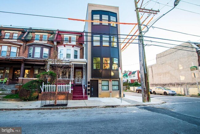Building Photo - 4926 Locust St