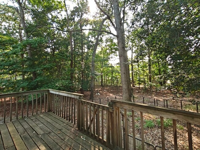 Building Photo - 10 S Indian Valley Ct