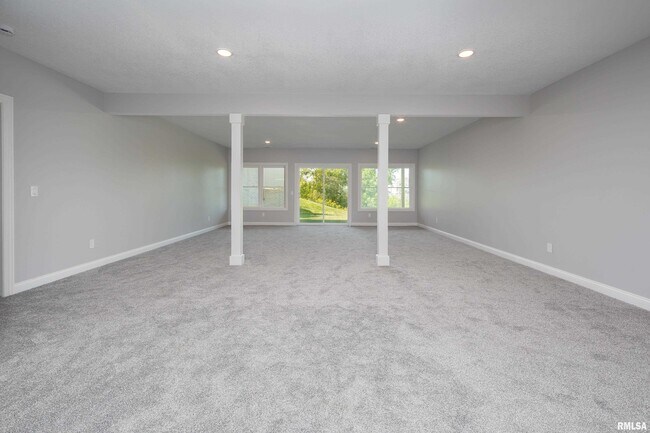 Building Photo - 5120 Pandit Dr