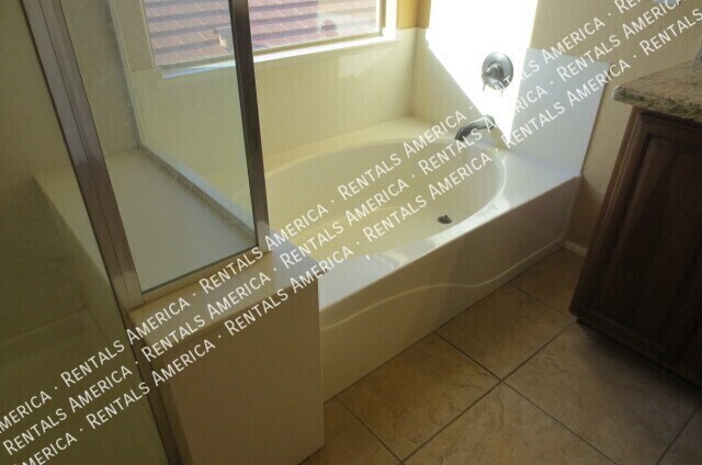 Building Photo - 28977 N Calcite Way