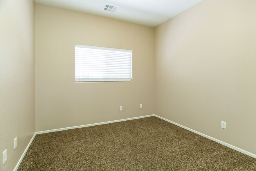 Building Photo - 9657 Bouncing Ball St