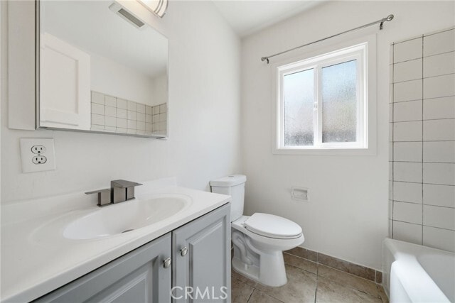 Building Photo - 1609 E 6th St