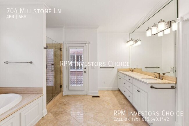Building Photo - 704 Millstone Ln