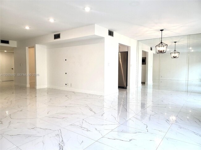 Building Photo - 9723 N New River Canal Rd