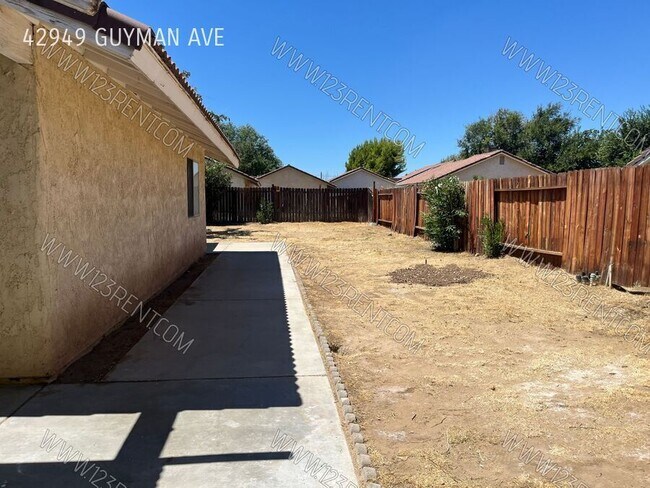 Building Photo - 42949 Guyman Ave