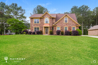 Building Photo - Timeless Charm and Generous Space in Conye...