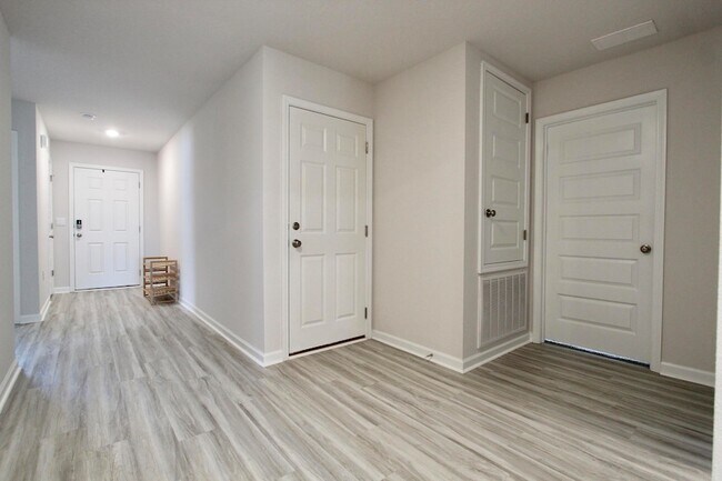 Building Photo - 2662 Saltgrass Wy