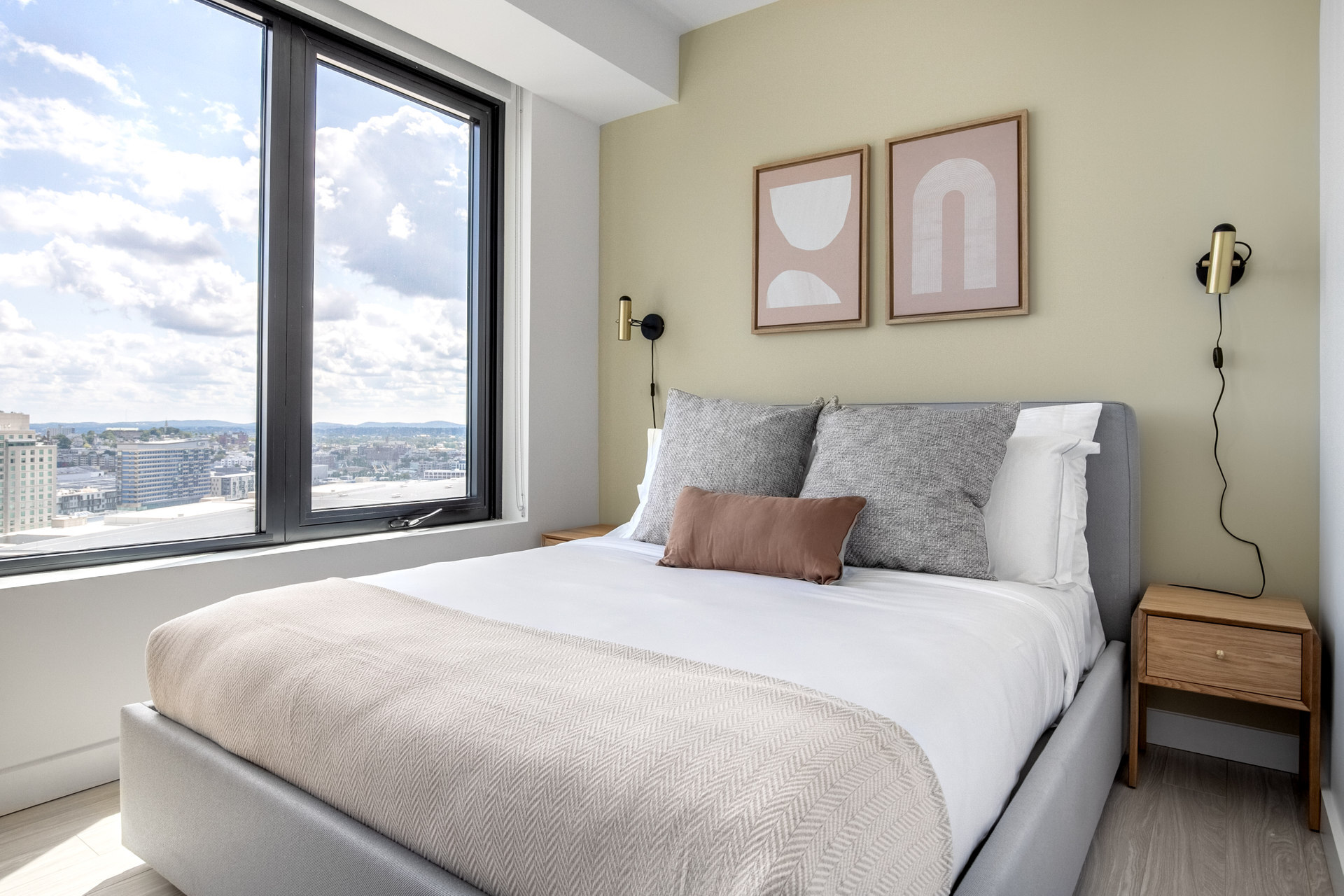 Building Photo - 861 Broadway-SI FL1-ID3015A