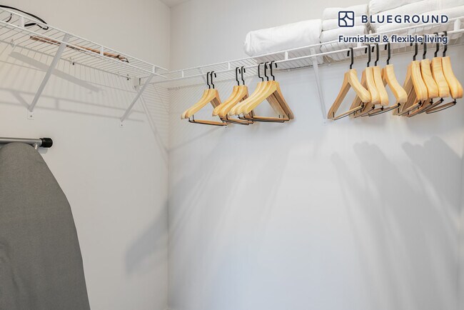 Building Photo - 21 NE 22nd St