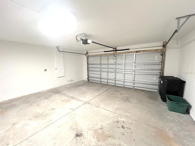 Building Photo - 9 Raemond Ln