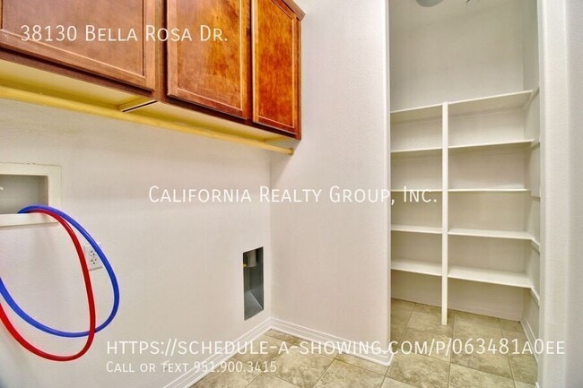 Building Photo - 38130 Bella Rosa Dr