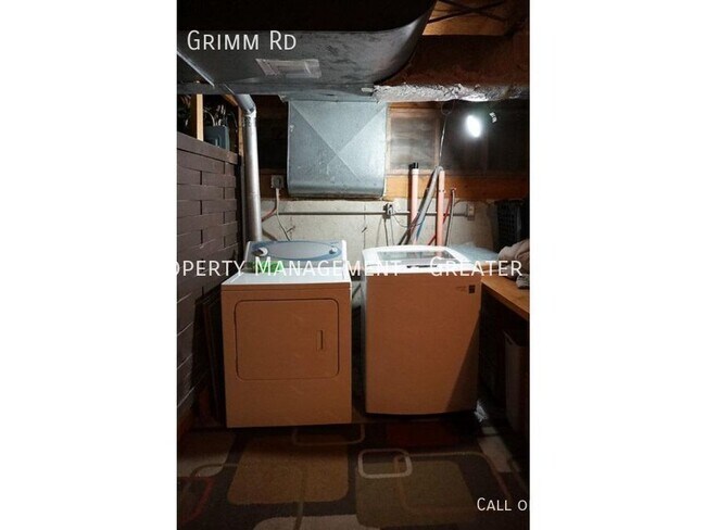 Building Photo - 6665 Charlie Grimm Rd