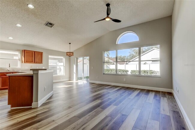 Building Photo - 13431 White Elk Loop